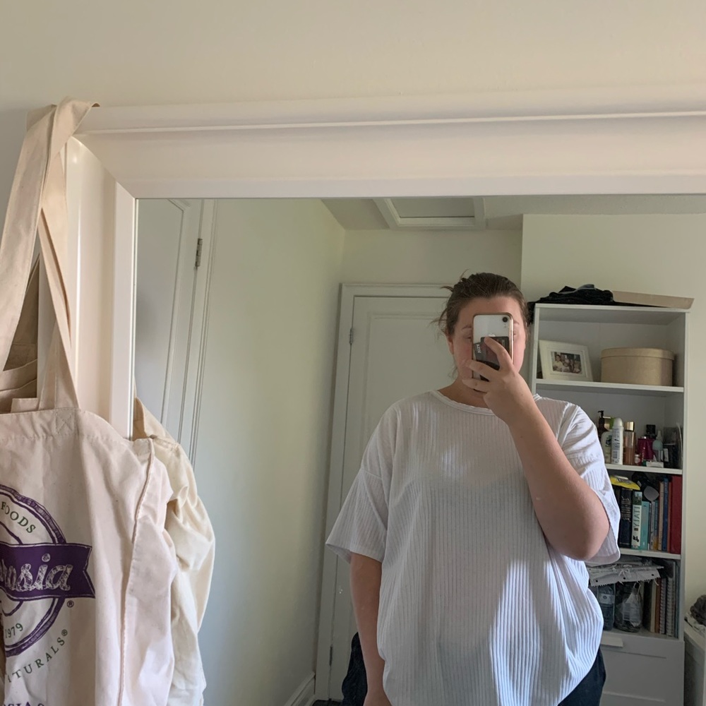 Boohoo white tee